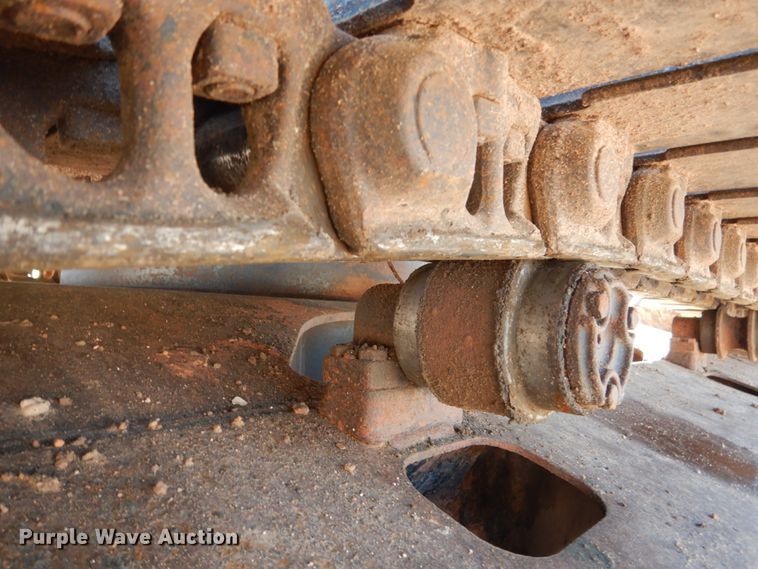 image for item HI9807 2006 John Deere 200C LC  excavator