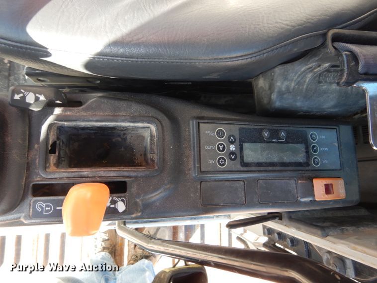 image for item HI9808 2007 Link Belt 290X2  excavator