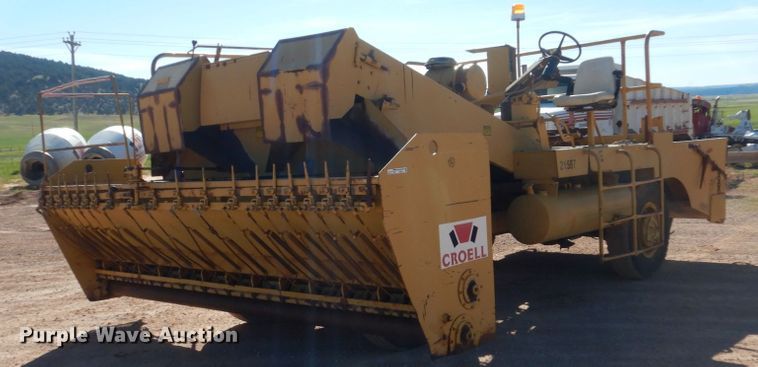 image for item HI9813 Etnyre  chip spreader