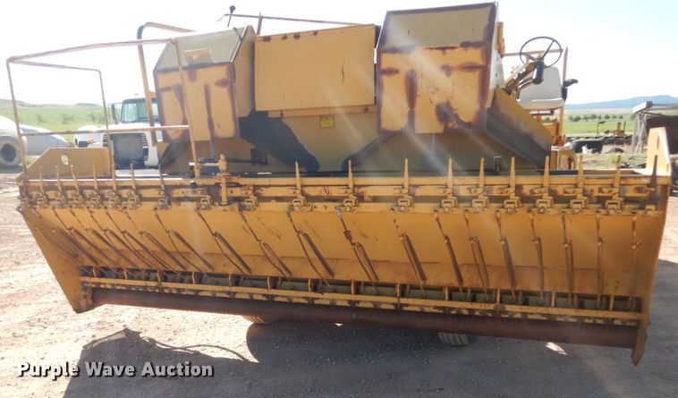 image for item HI9813 Etnyre  chip spreader