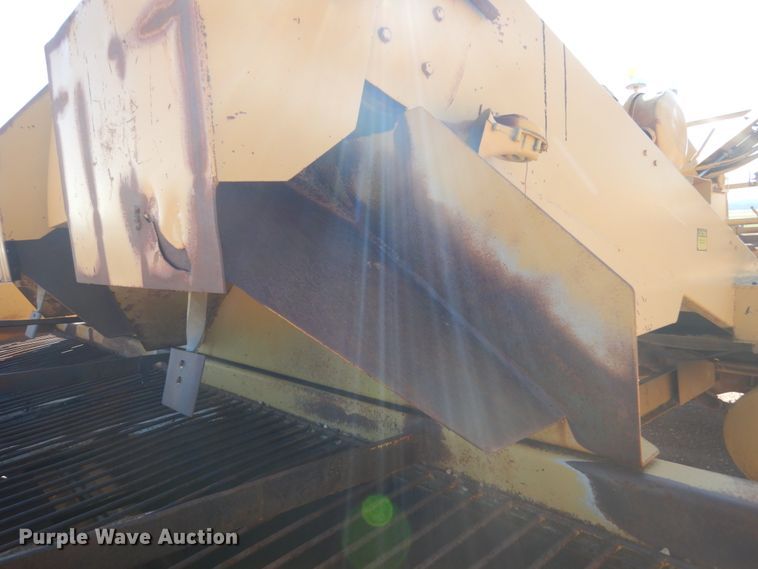 image for item HI9813 Etnyre  chip spreader