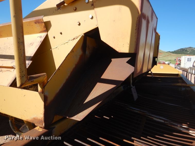 image for item HI9813 Etnyre  chip spreader