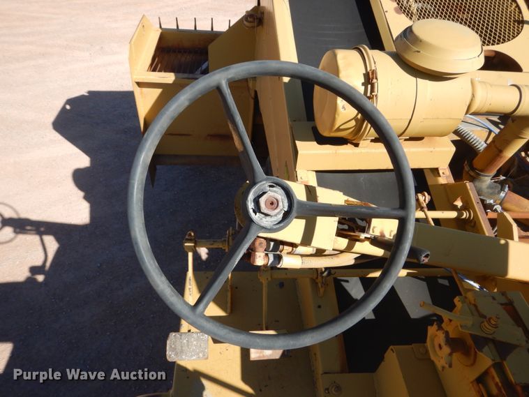 image for item HI9813 Etnyre  chip spreader