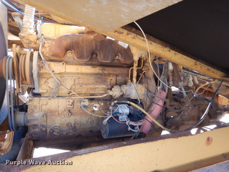 image for item HI9813 Etnyre  chip spreader