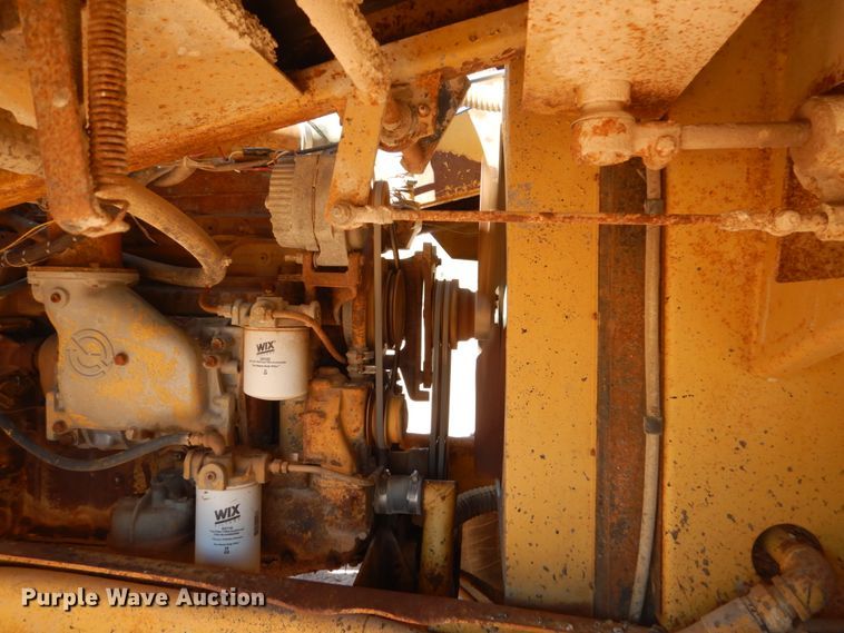 image for item HI9813 Etnyre  chip spreader