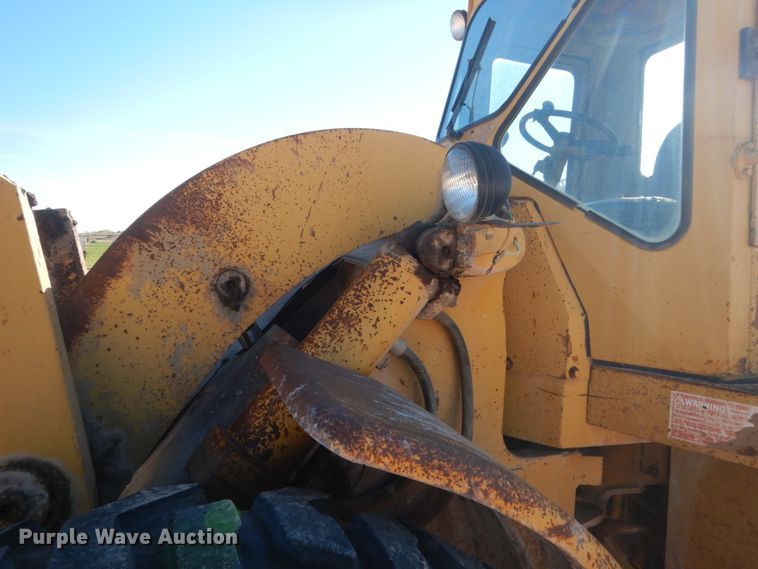 image for item HI9814 1980 Caterpillar 950  wheel loader