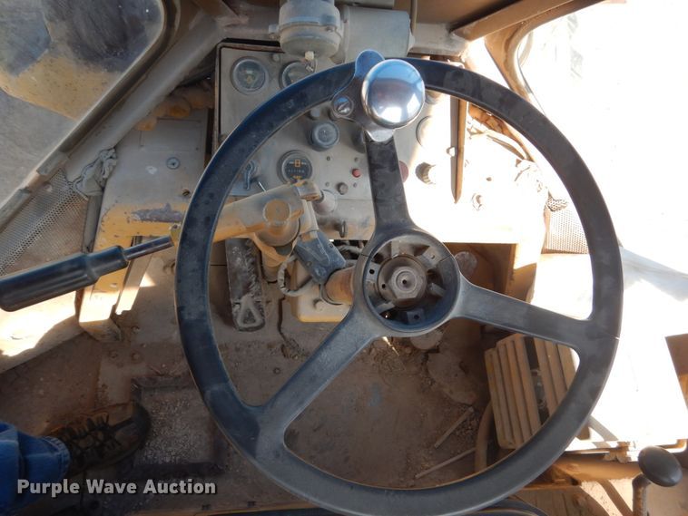 image for item HI9814 1980 Caterpillar 950  wheel loader