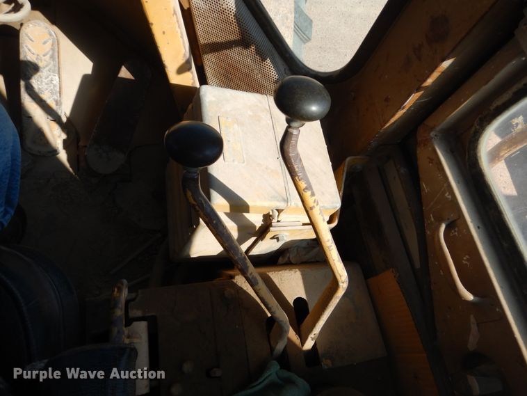 image for item HI9814 1980 Caterpillar 950  wheel loader