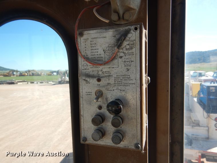 image for item HI9814 1980 Caterpillar 950  wheel loader