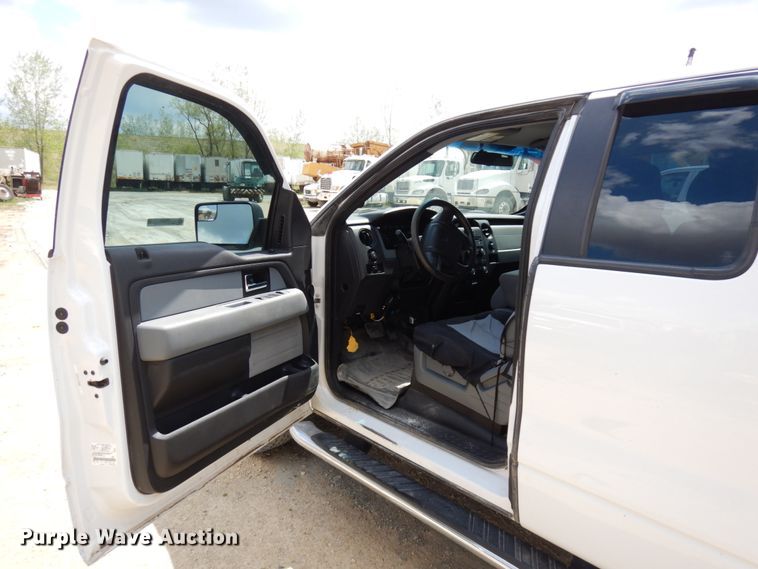 image for item IT9342 2013 Ford F150 STX  SuperCab pickup truck