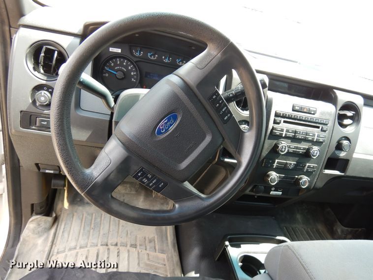 image for item IT9342 2013 Ford F150 STX  SuperCab pickup truck