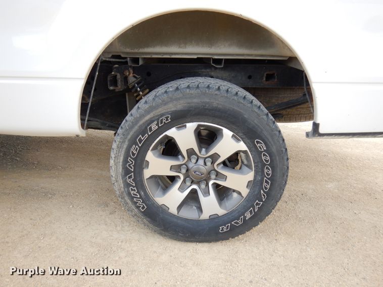 image for item IT9342 2013 Ford F150 STX  SuperCab pickup truck