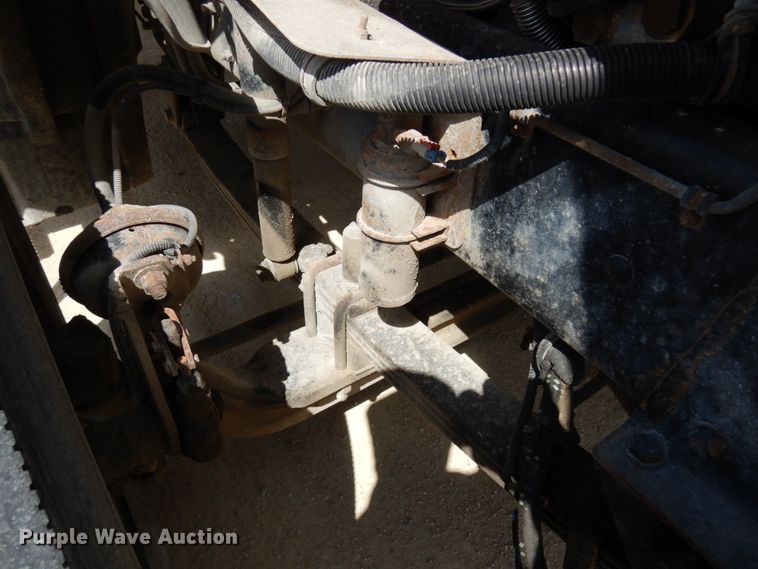 image for item IT9343 2007 Freightliner Columbia  semi truck