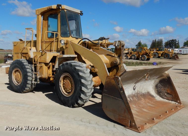 image for item IT9352 1984 Caterpillar 950B  wheel loader