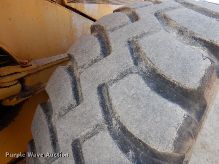 image for item IT9352 1984 Caterpillar 950B  wheel loader