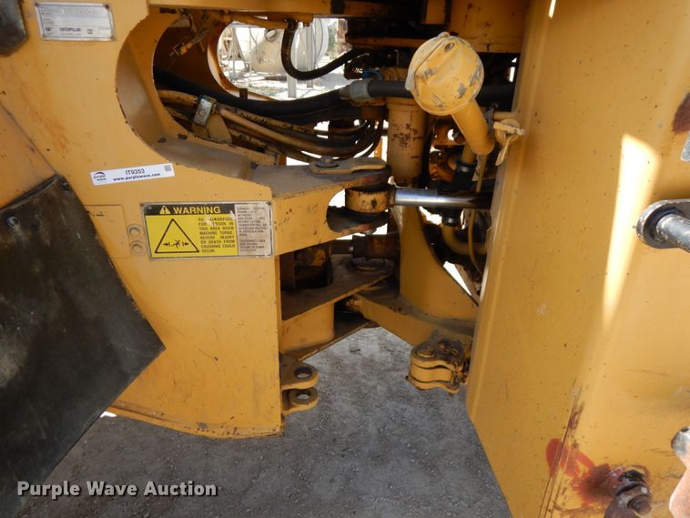 image for item IT9353 1994 Caterpillar 960F  wheel loader