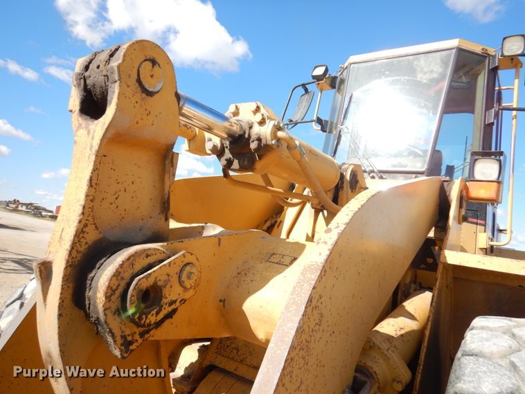 image for item IT9353 1994 Caterpillar 960F  wheel loader