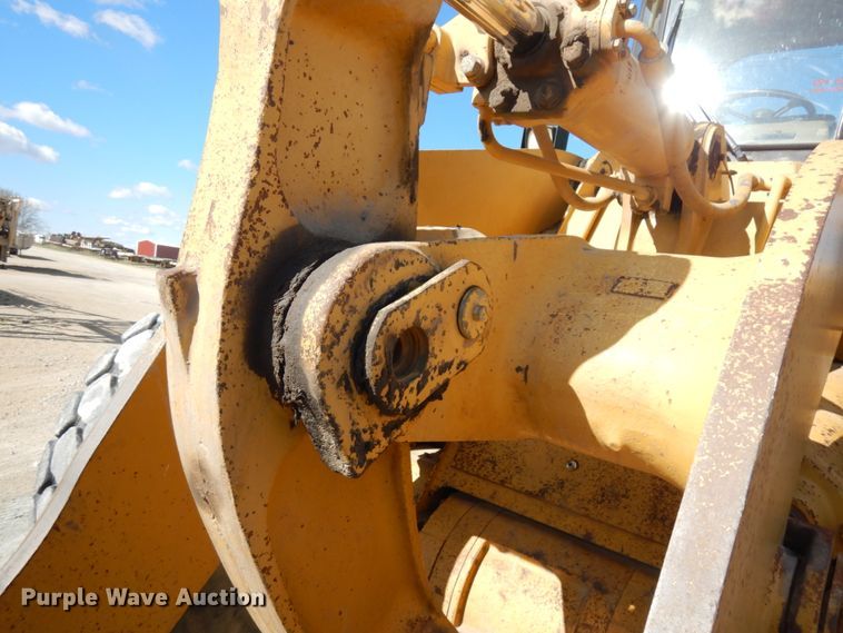 image for item IT9353 1994 Caterpillar 960F  wheel loader