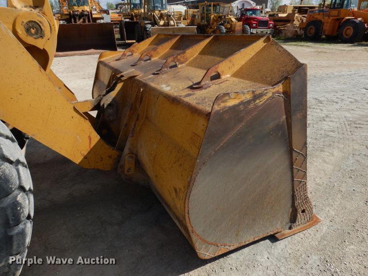 image for item IT9353 1994 Caterpillar 960F  wheel loader