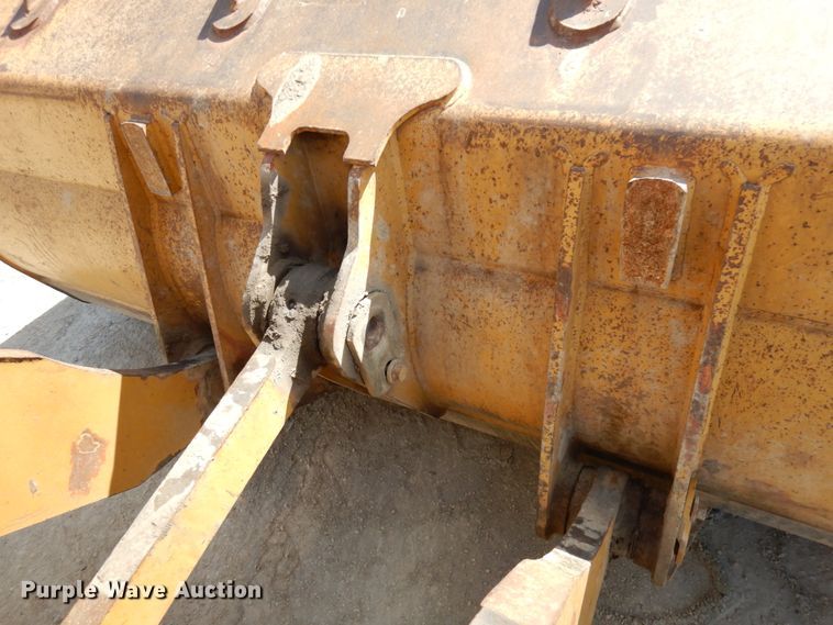 image for item IT9353 1994 Caterpillar 960F  wheel loader