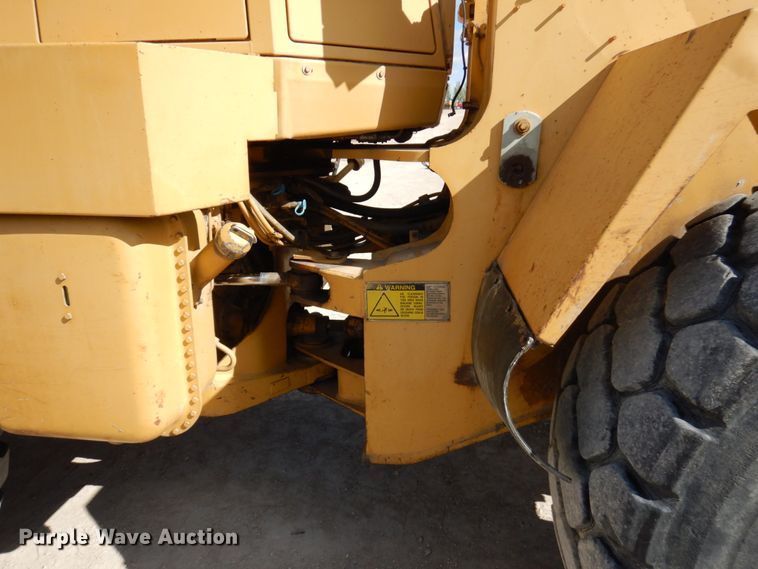 image for item IT9353 1994 Caterpillar 960F  wheel loader