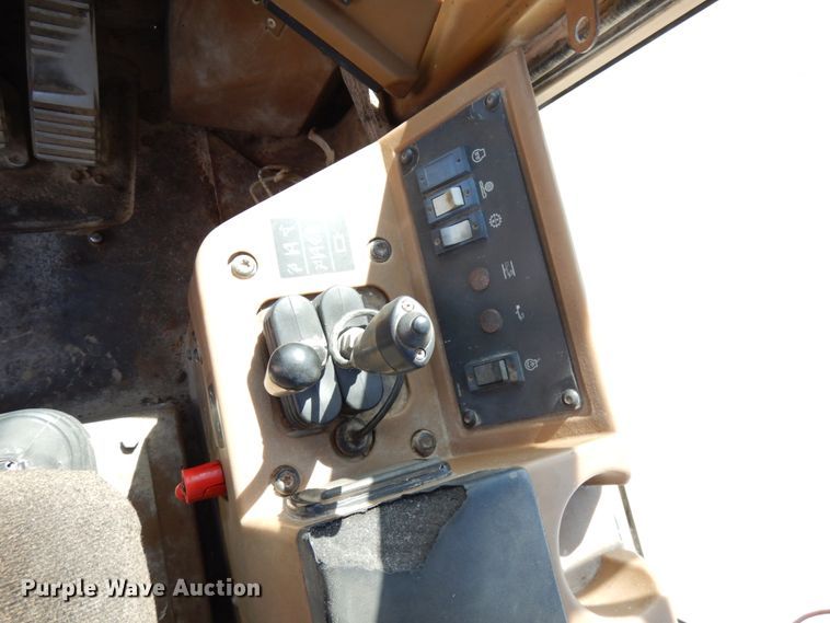 image for item IT9353 1994 Caterpillar 960F  wheel loader