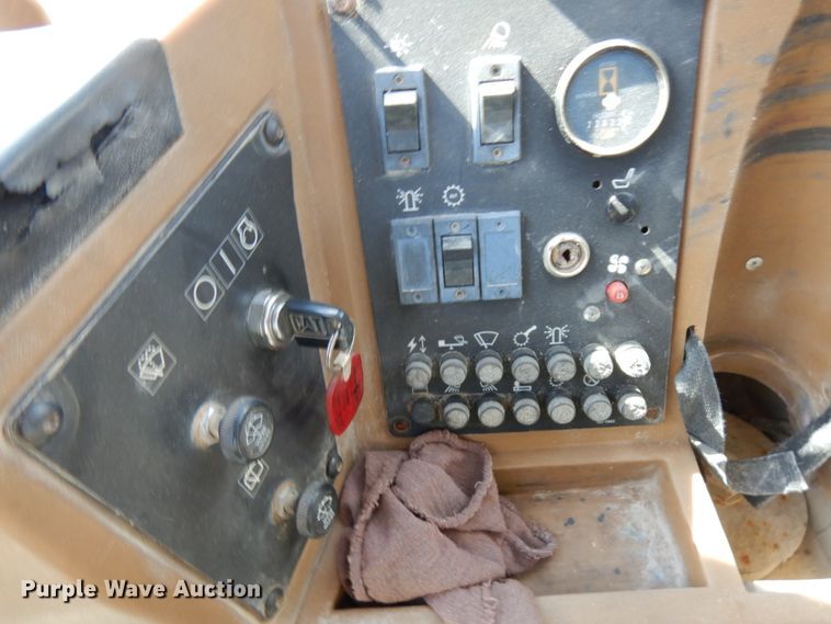 image for item IT9353 1994 Caterpillar 960F  wheel loader