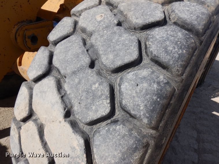 image for item IT9353 1994 Caterpillar 960F  wheel loader