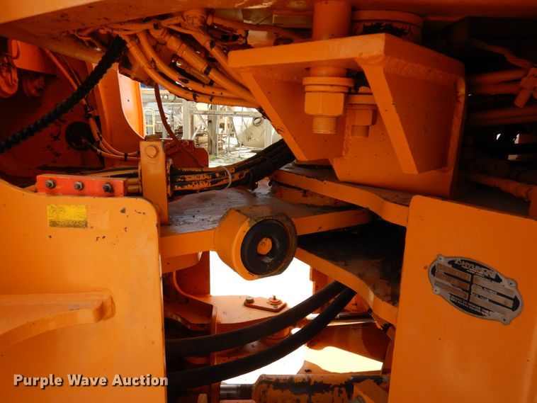 image for item IT9354 1998 Hyundai HL760  wheel loader