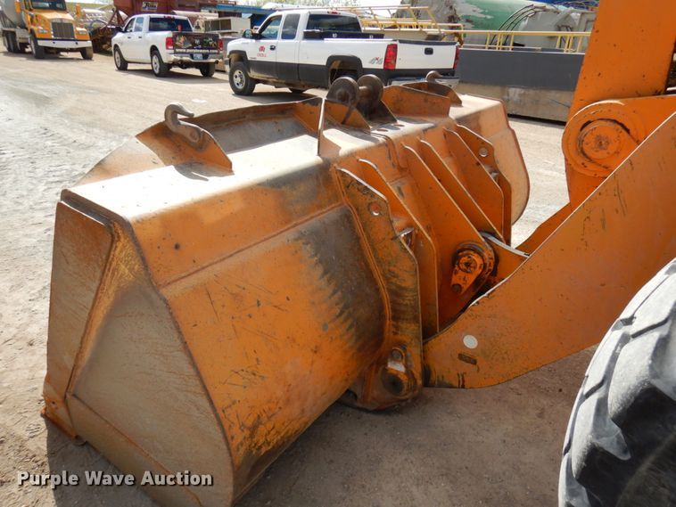 image for item IT9354 1998 Hyundai HL760  wheel loader