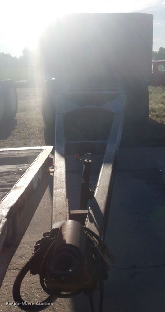 image for item KA9008 2004 Warren PDT-12  end dump trailer