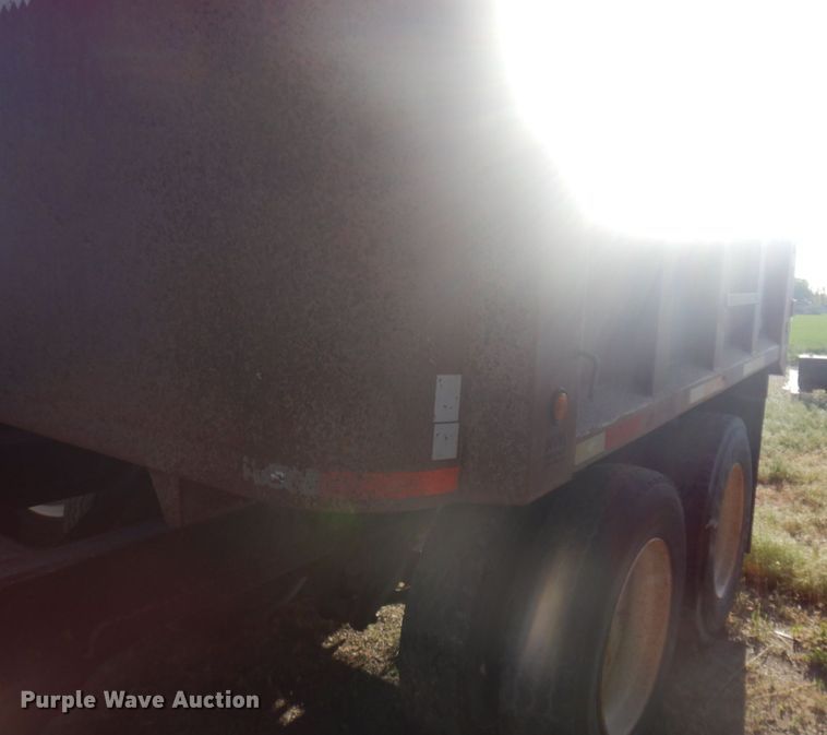 image for item KA9008 2004 Warren PDT-12  end dump trailer