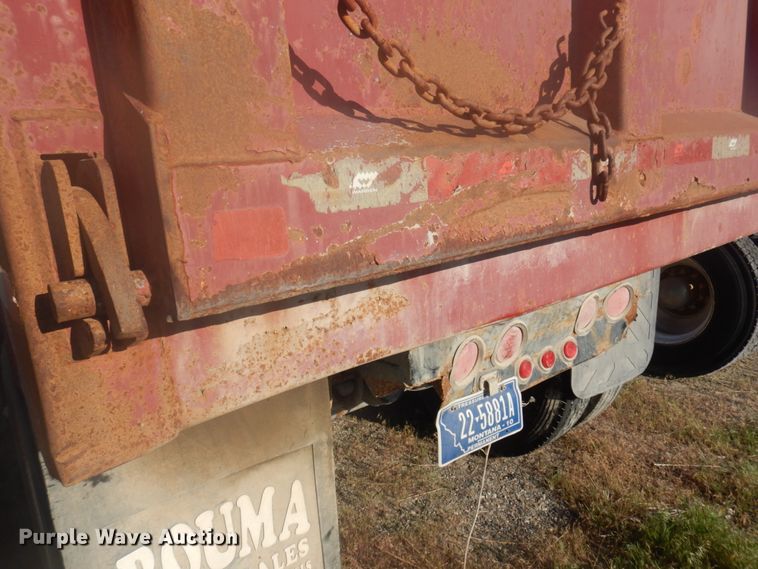 image for item KA9008 2004 Warren PDT-12  end dump trailer