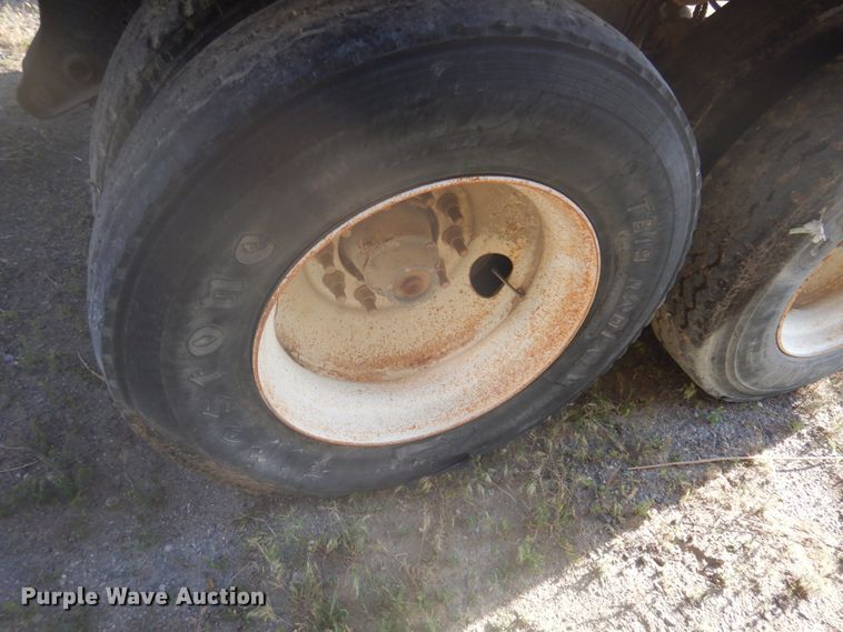 image for item KA9008 2004 Warren PDT-12  end dump trailer