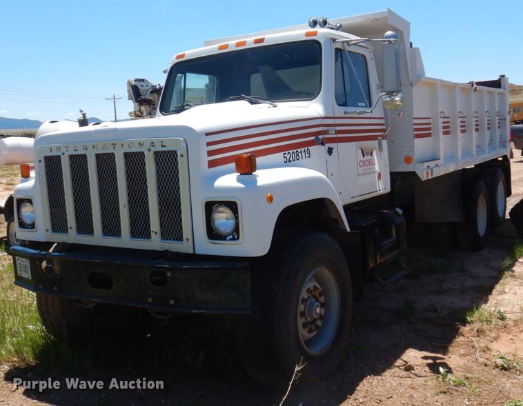image for item KA9014 1981 International F2574  dump truck