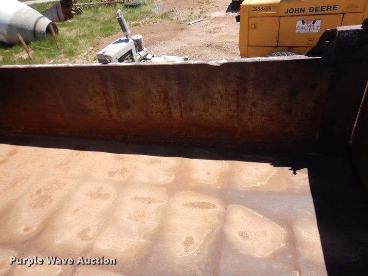 image for item KA9014 1981 International F2574  dump truck