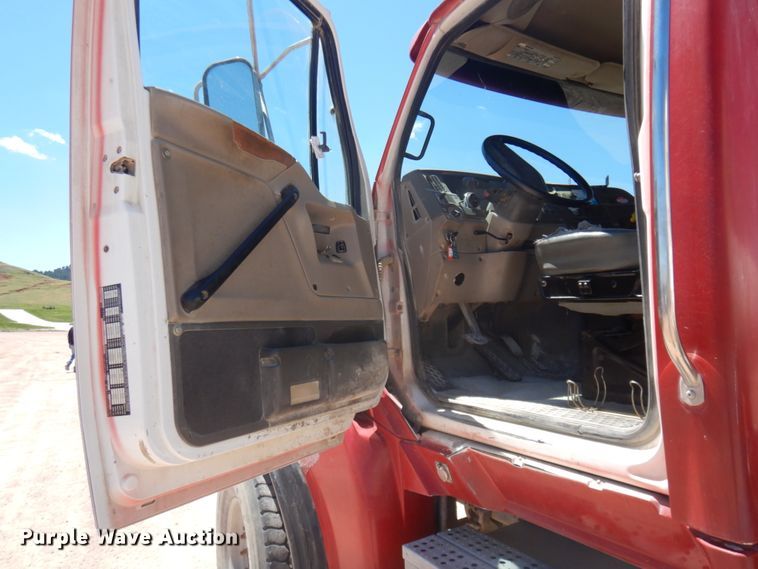 image for item KA9015 2006 Sterling L-Line  ready mix truck