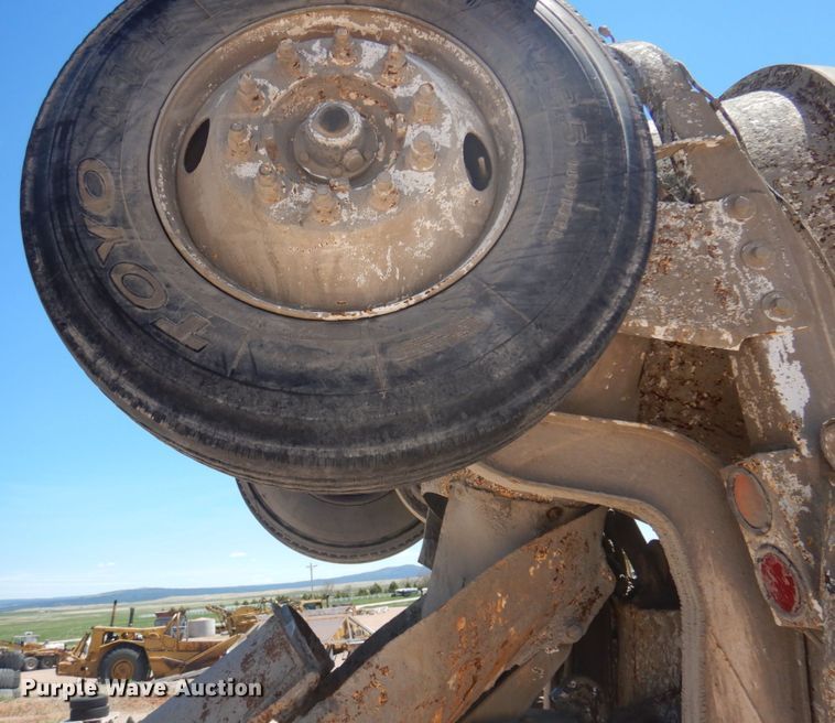 image for item KA9015 2006 Sterling L-Line  ready mix truck