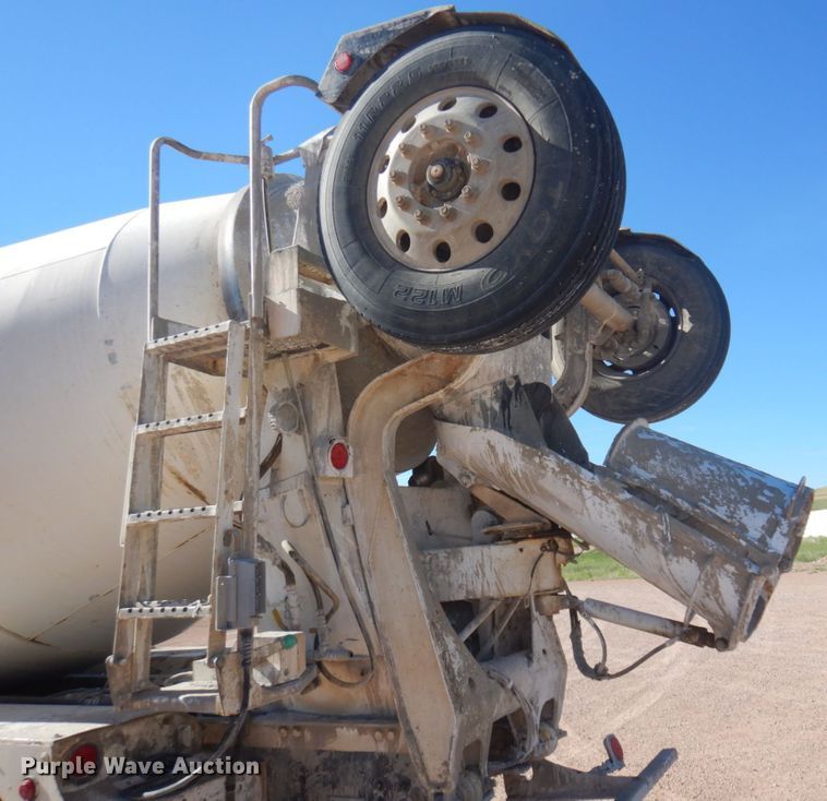 image for item KA9021 2001 Kenworth W900B  ready mix truck