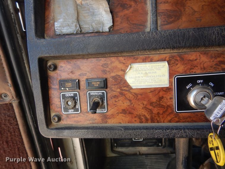 image for item KA9021 2001 Kenworth W900B  ready mix truck