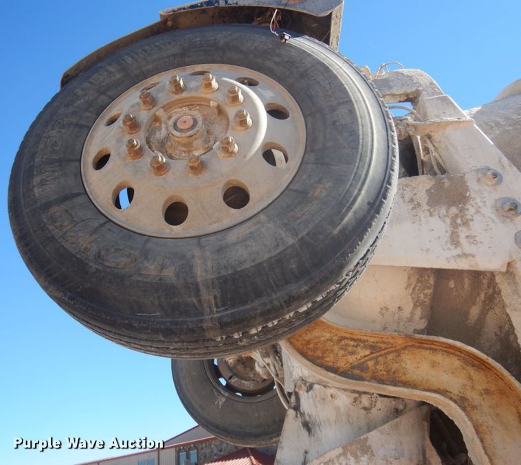 image for item KA9021 2001 Kenworth W900B  ready mix truck