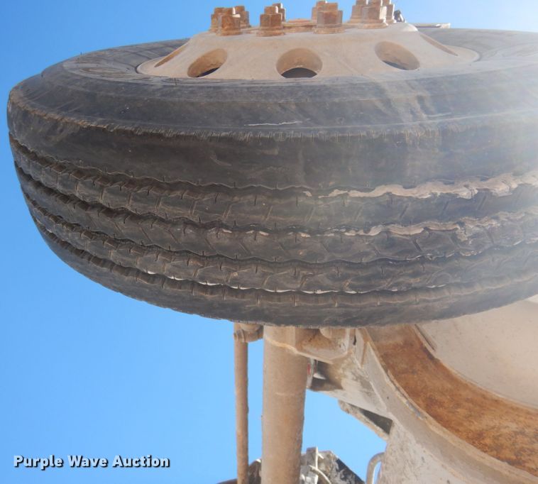 image for item KA9021 2001 Kenworth W900B  ready mix truck