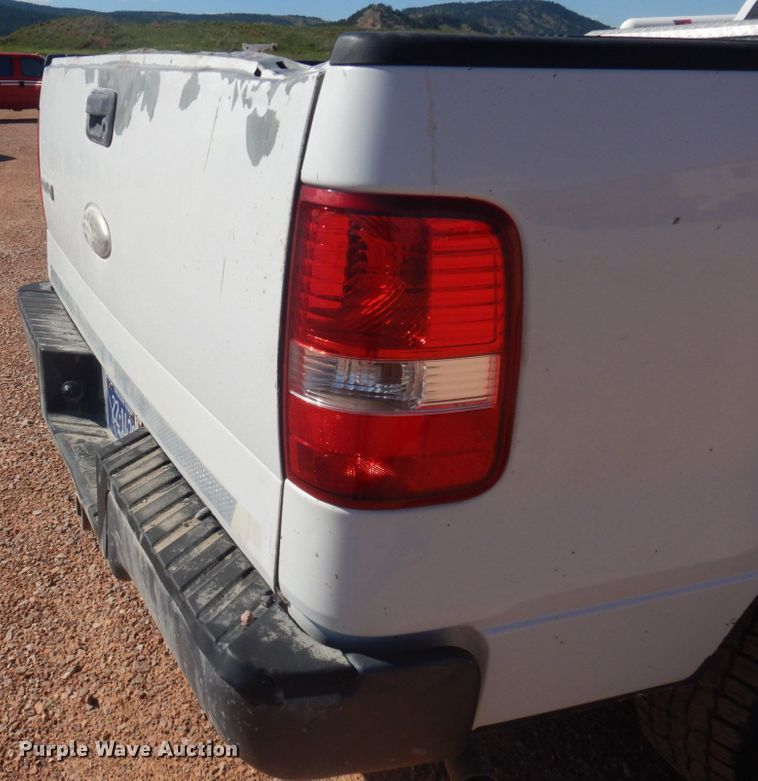 image for item KA9027 2006 Ford F150  pickup truck