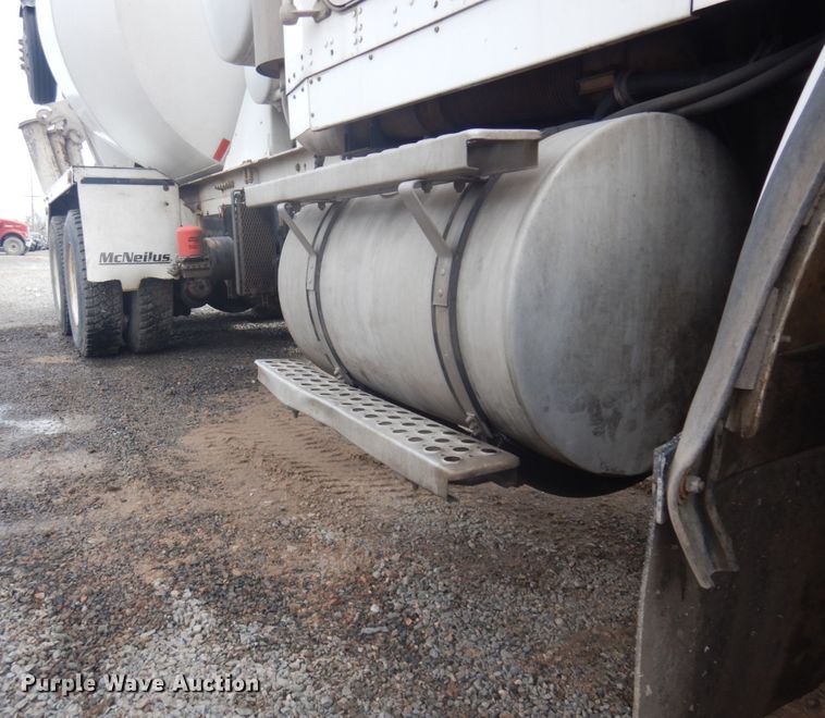 image for item KA9028 2007 Kenworth W900  ready mix