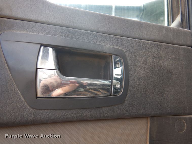 image for item KA9028 2007 Kenworth W900  ready mix