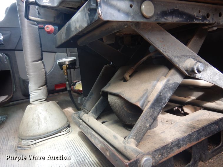 image for item KA9028 2007 Kenworth W900  ready mix