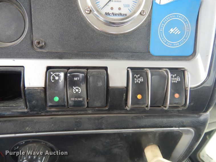 image for item KA9028 2007 Kenworth W900  ready mix