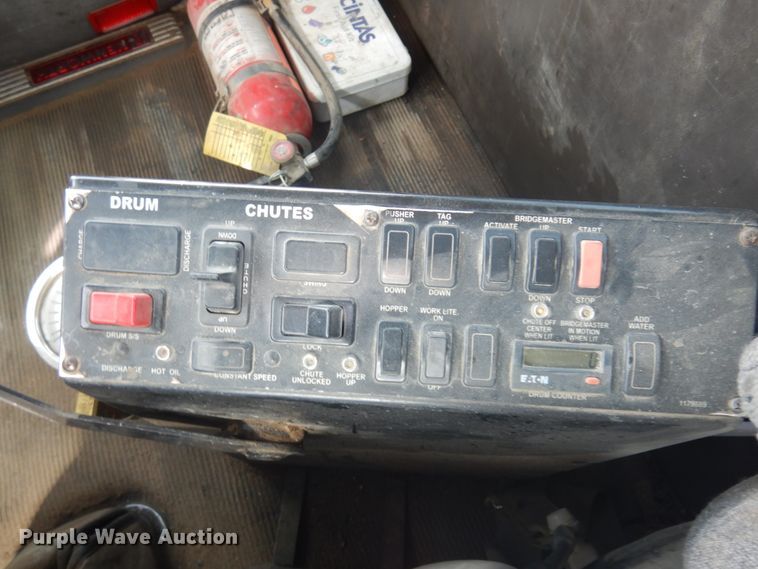 image for item KA9028 2007 Kenworth W900  ready mix