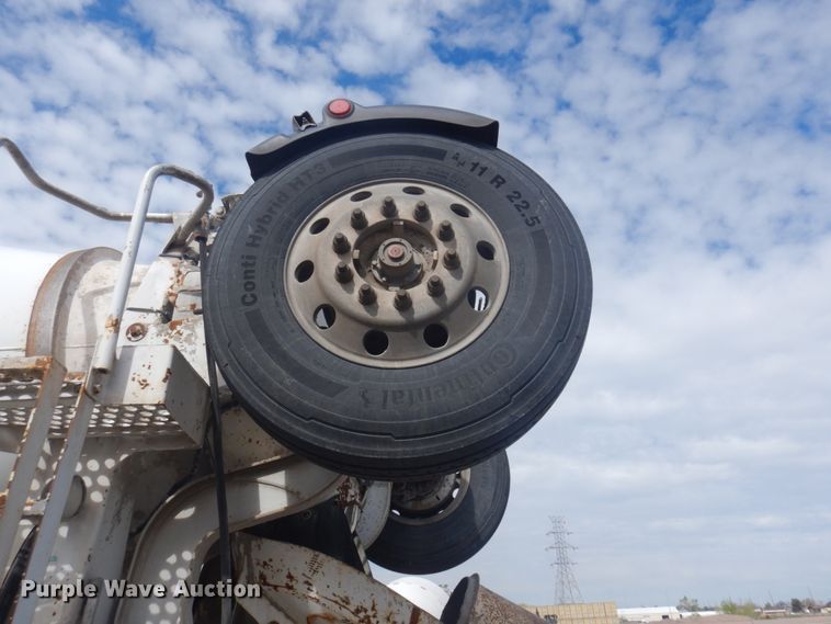 image for item KA9028 2007 Kenworth W900  ready mix