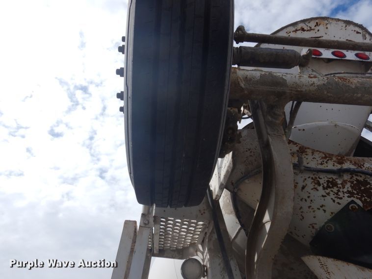 image for item KA9028 2007 Kenworth W900  ready mix